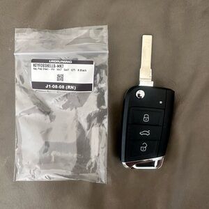 NWT Volkswagen Key Fob Shell Black
